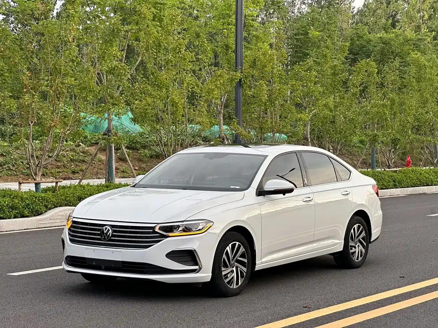 2023 Volkswagen Lavida 1.5L Automatic Five Million Edition — миниатюра 1