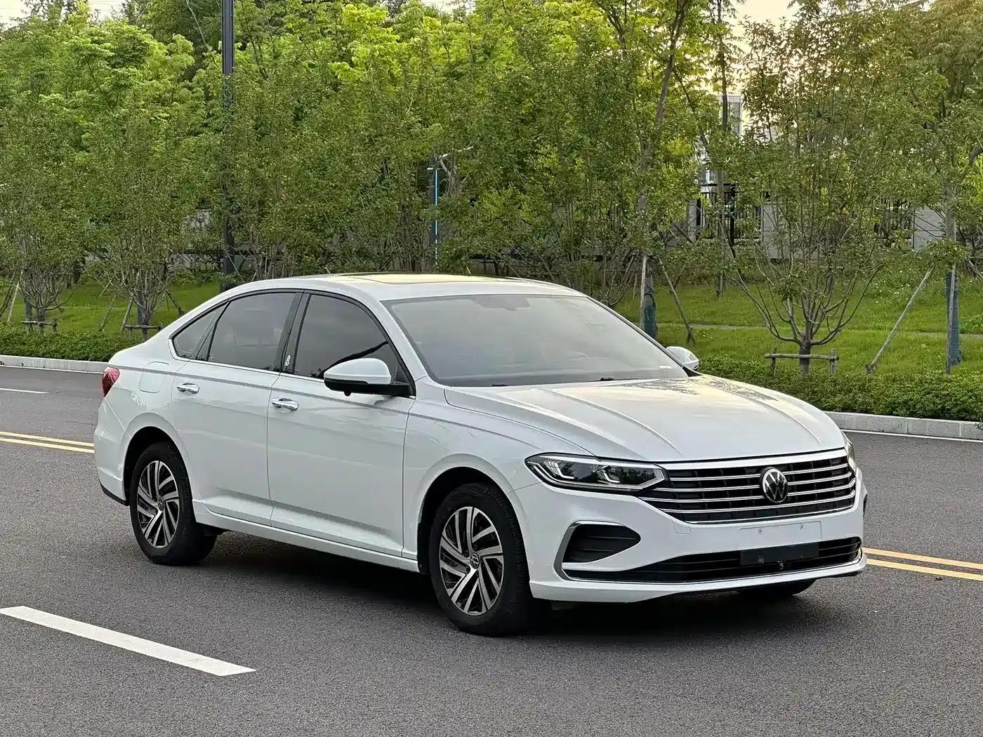 2023 Volkswagen Lavida 1.5L Automatic Five Million Edition — миниатюра 3