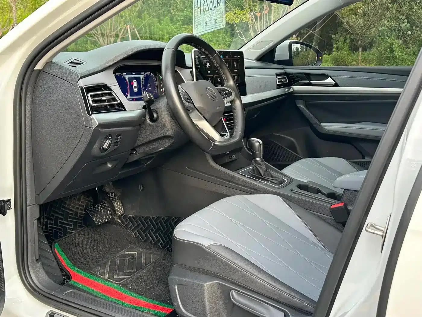 2023 Volkswagen Lavida 1.5L Automatic Five Million Edition — миниатюра 7