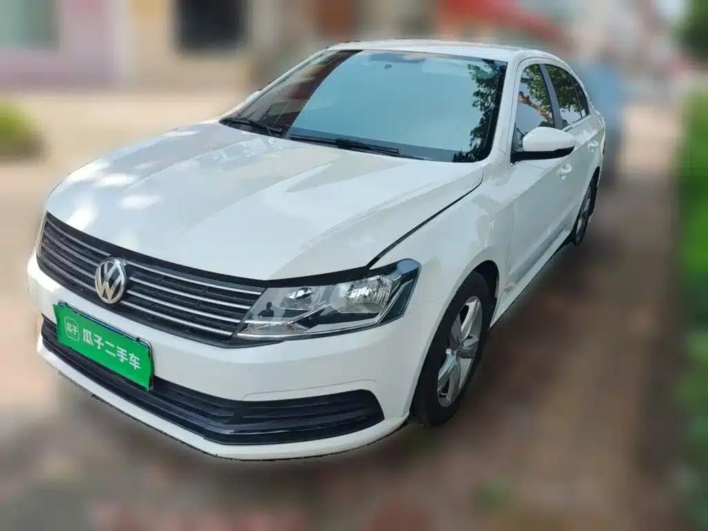 2017 Volkswagen Lavida 1.6L Automatic Fashion Edition — миниатюра 2