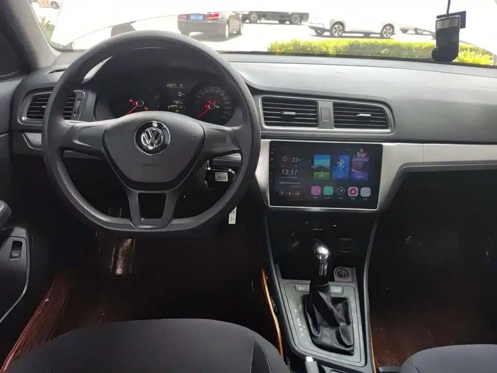 2017 Volkswagen Lavida 1.6L Automatic Fashion Edition — миниатюра 6