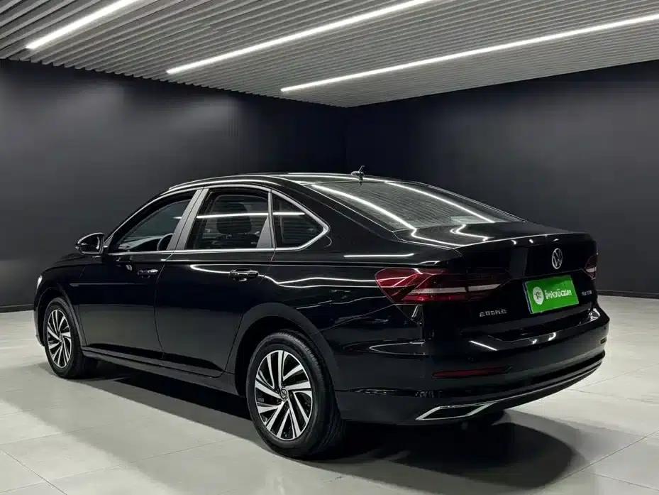 2022 Volkswagen Lavida 1.5L Automatic Comfort Edition — миниатюра 5