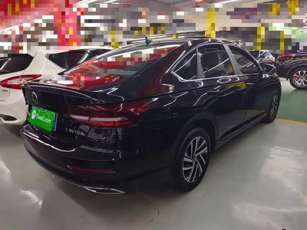 2022 Volkswagen Lavida 1.5L Automatic Comfort Edition — миниатюра 7