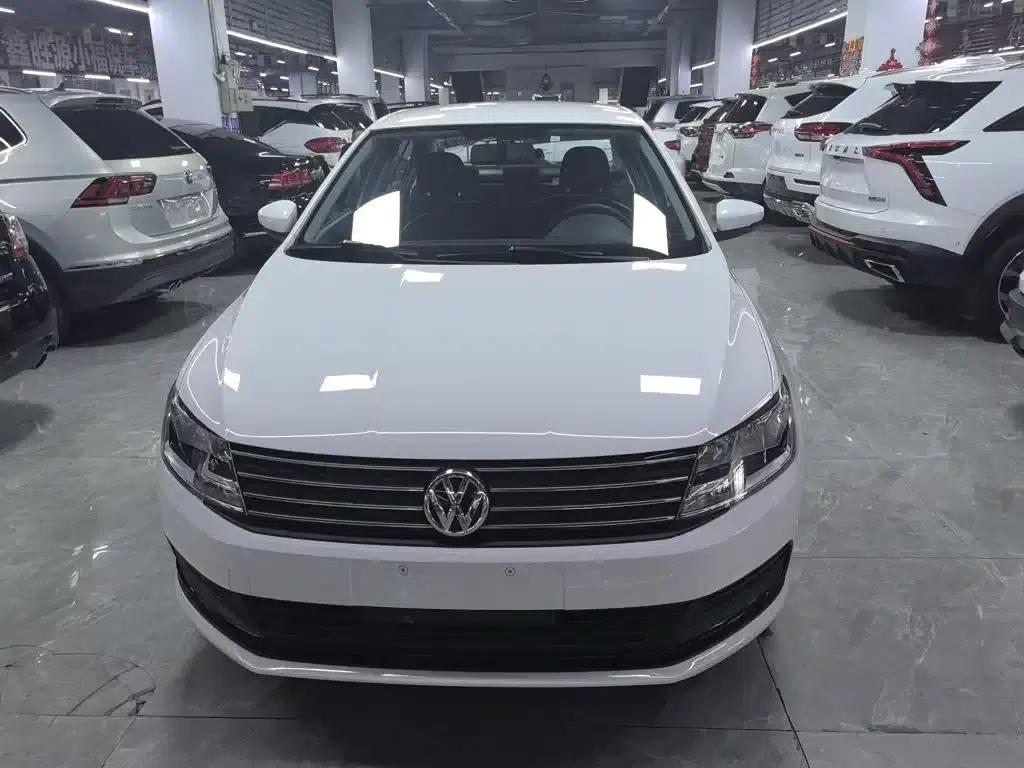 2015 Volkswagen Lavida 1.6L Automatic Fashion Edition — миниатюра 3