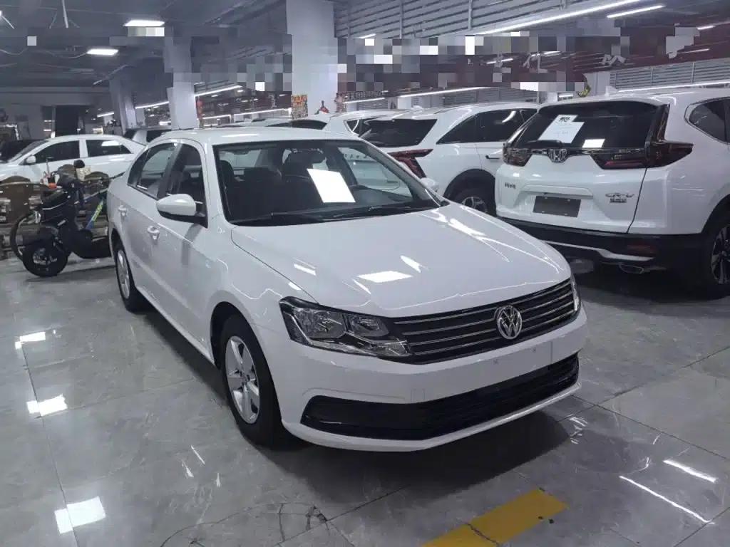 2015 Volkswagen Lavida 1.6L Automatic Fashion Edition — миниатюра 4