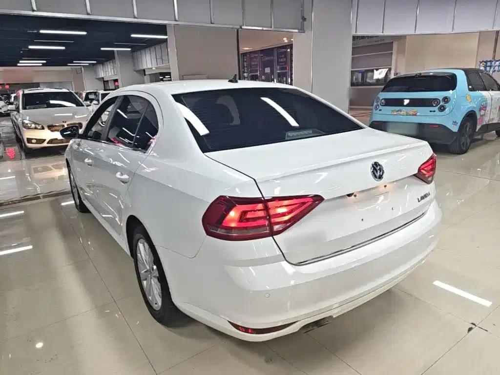 2017 Volkswagen Lavida 230TSI DSG Comfort Edition — миниатюра 5