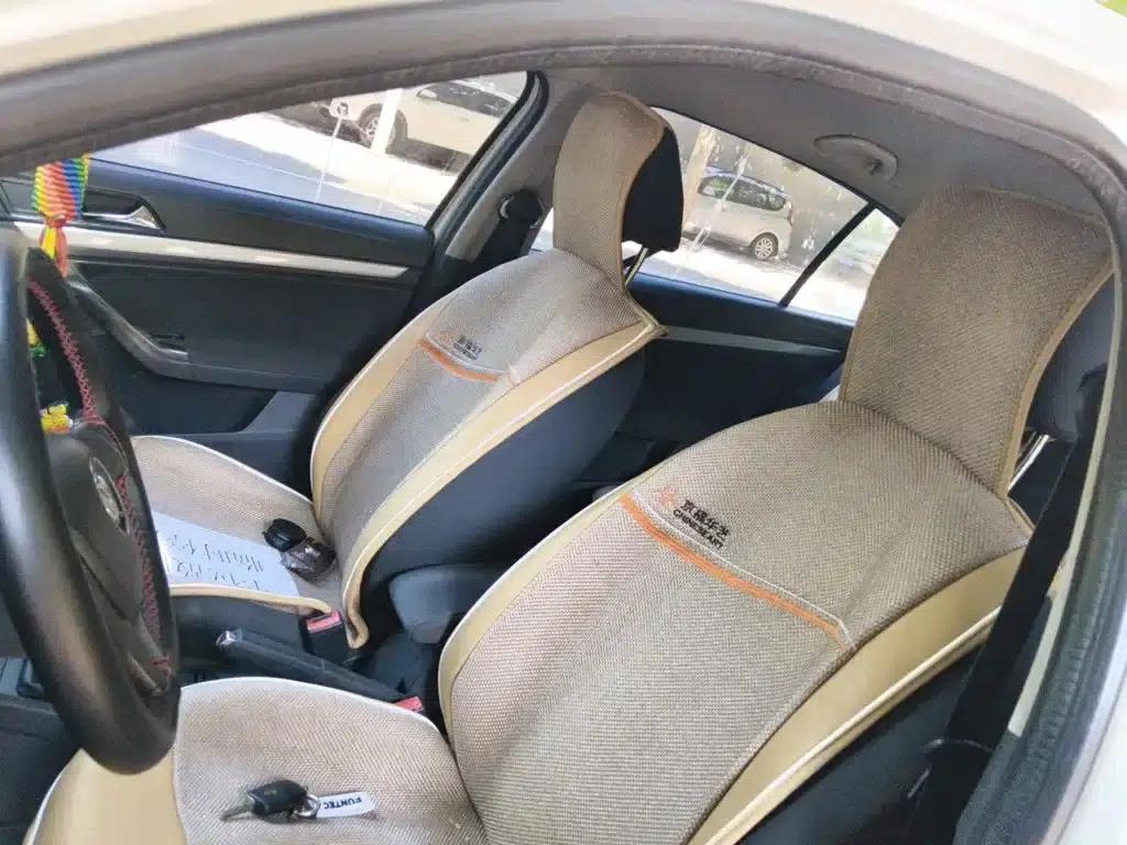 2015 Volkswagen Lavida 1.6L Manual Fashion Edition — миниатюра 12