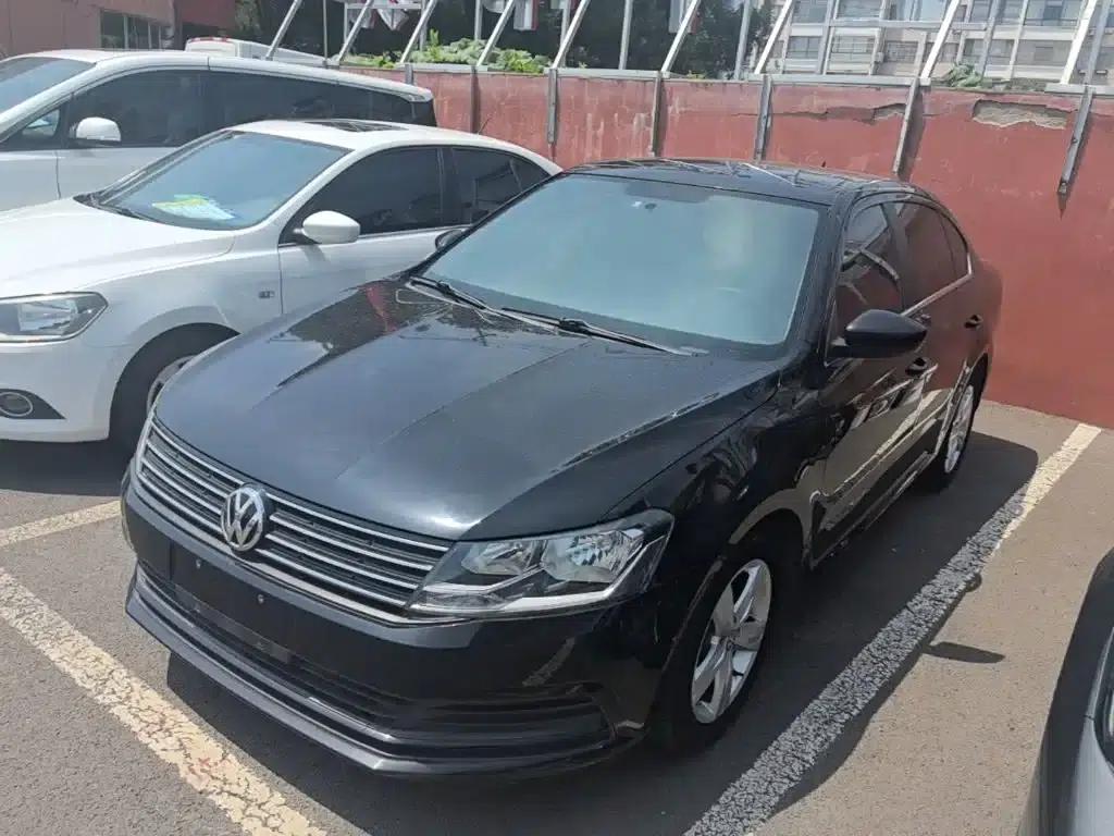 2017 Volkswagen Lavida 1.6L Automatic Fashion Edition — миниатюра 1