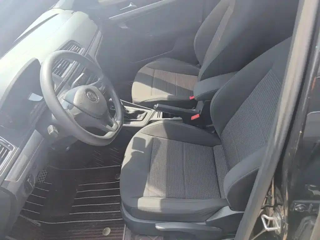 2017 Volkswagen Lavida 1.6L Automatic Fashion Edition — миниатюра 15