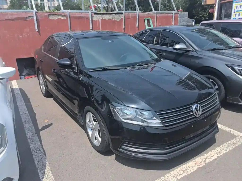 2017 Volkswagen Lavida 1.6L Automatic Fashion Edition — миниатюра 4