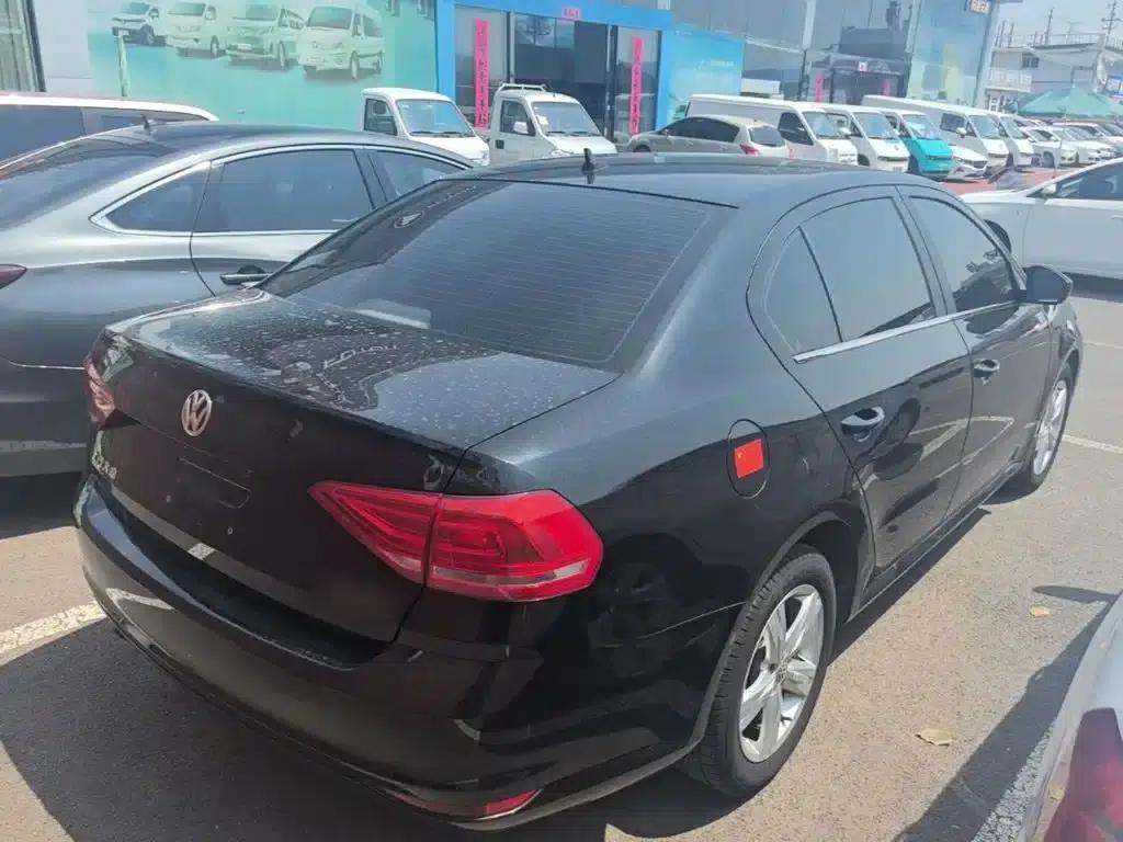 2017 Volkswagen Lavida 1.6L Automatic Fashion Edition — миниатюра 7