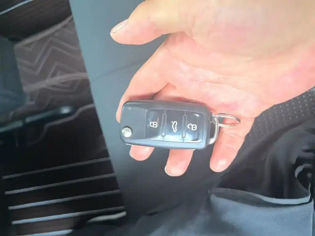 2017 Volkswagen Lavida 1.6L Automatic Fashion Edition — миниатюра 9