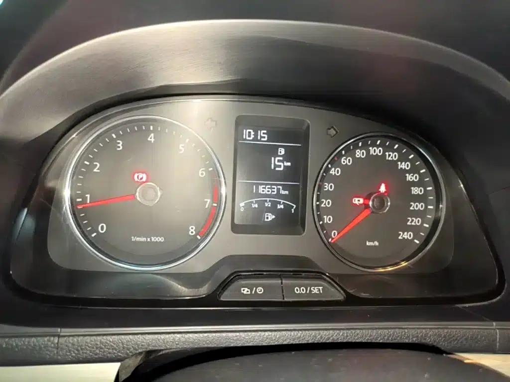 2013 Lavida Facelift 1.4TSI Manual Comfort Edition — миниатюра 12