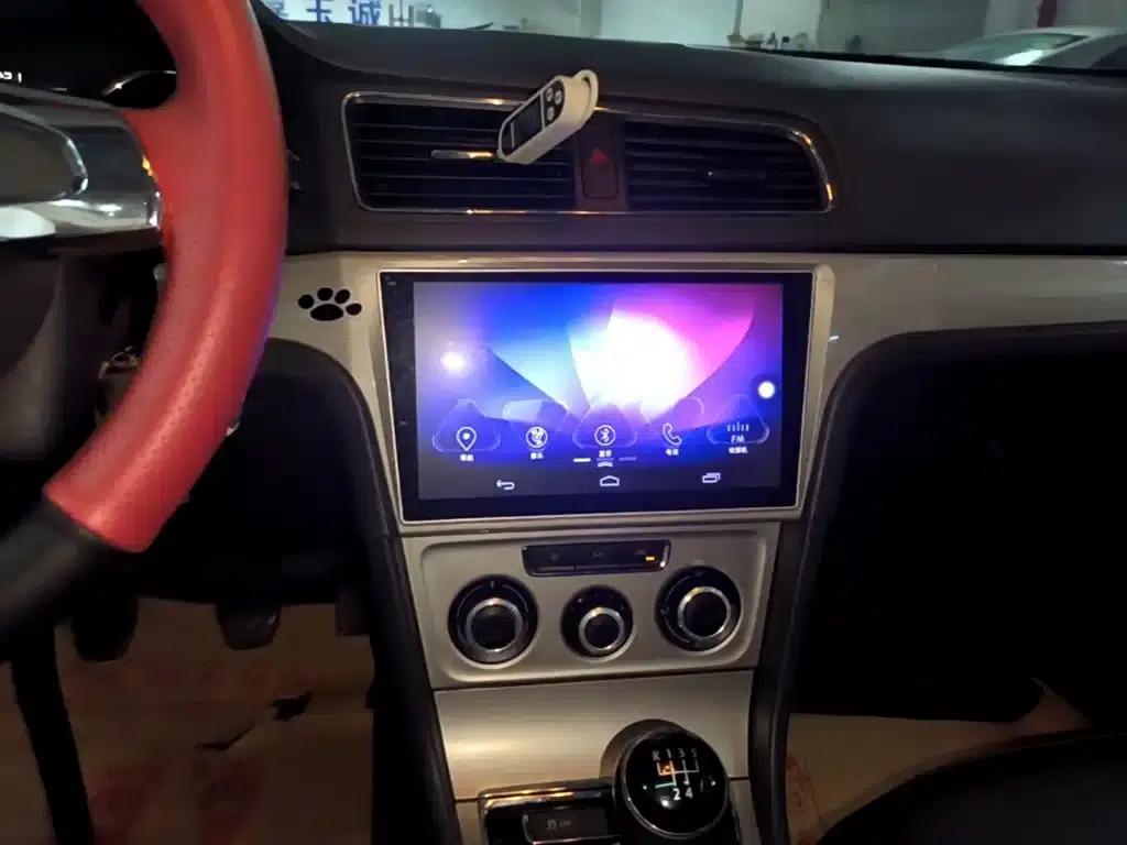 2013 Lavida Facelift 1.4TSI Manual Comfort Edition — миниатюра 13