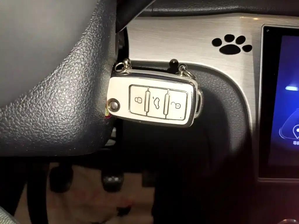 2013 Lavida Facelift 1.4TSI Manual Comfort Edition — миниатюра 9
