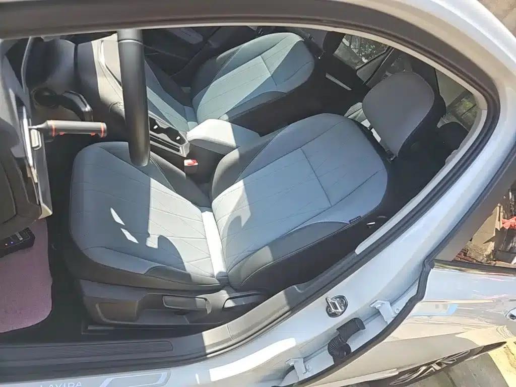 2024 Volkswagen Lavida 1.5L Automatic Starry Sky Five Million Edition — миниатюра 15