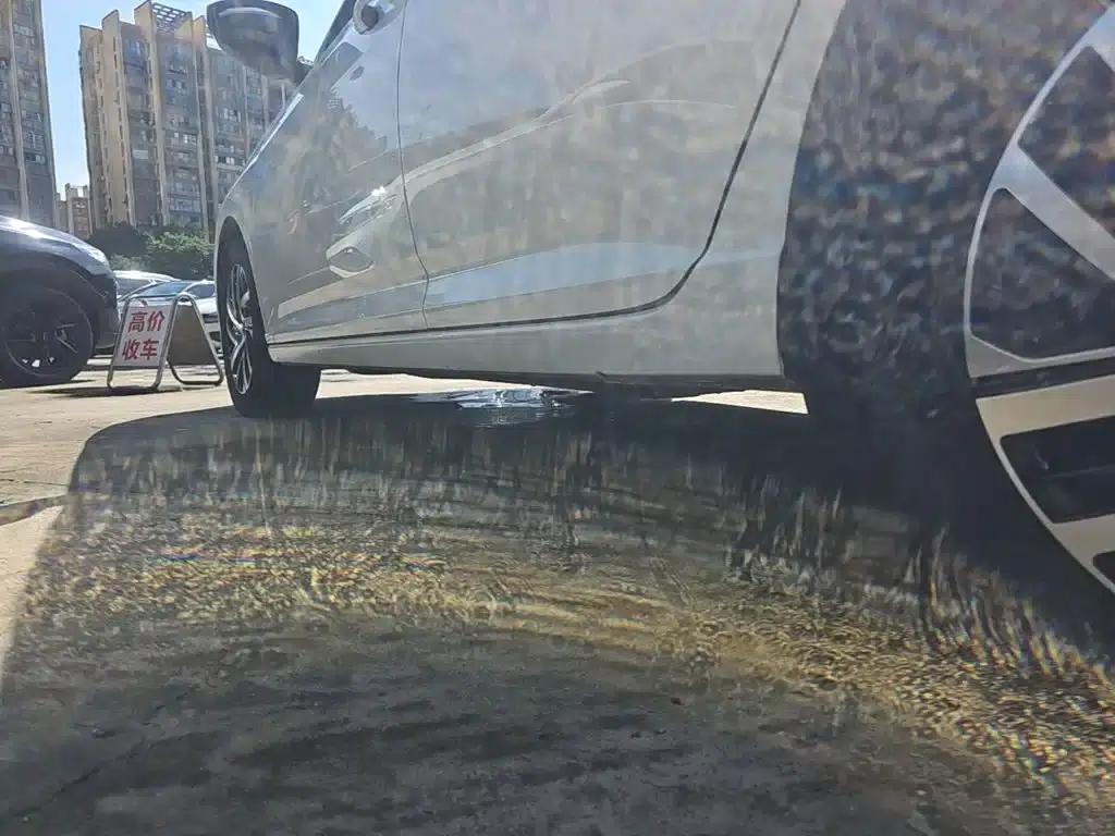 2024 Volkswagen Lavida 1.5L Automatic Starry Sky Five Million Edition — миниатюра 22