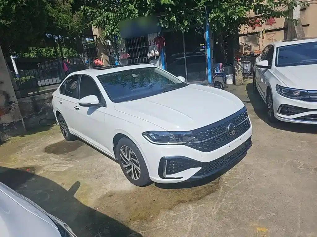 2024 Volkswagen Lavida 1.5L Automatic Starry Sky Five Million Edition — миниатюра 4