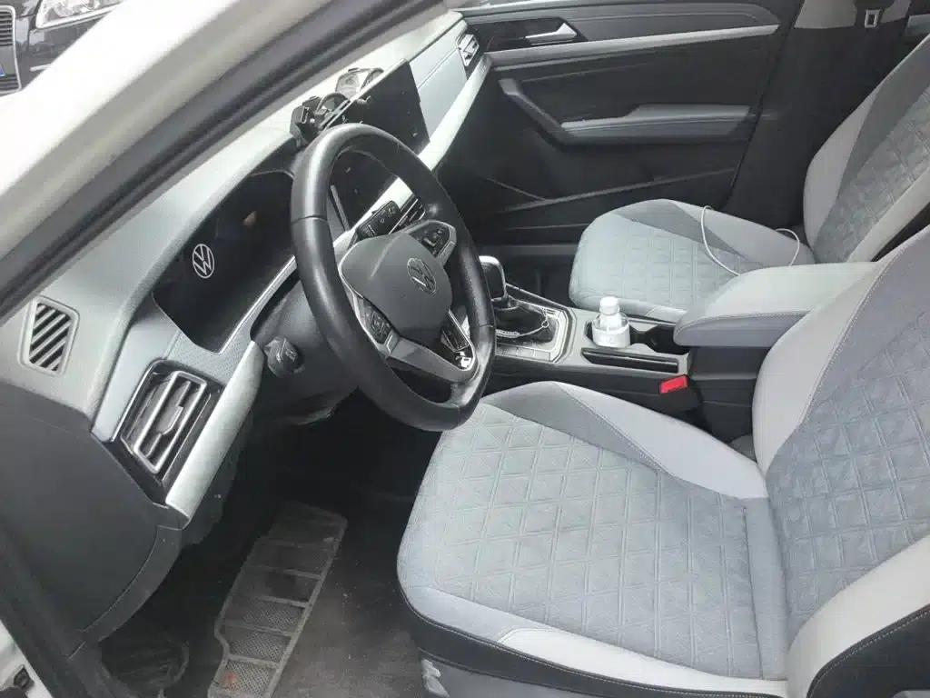 2023 Volkswagen Lavida 1.5L Automatic Full Comfort Edition — миниатюра 8