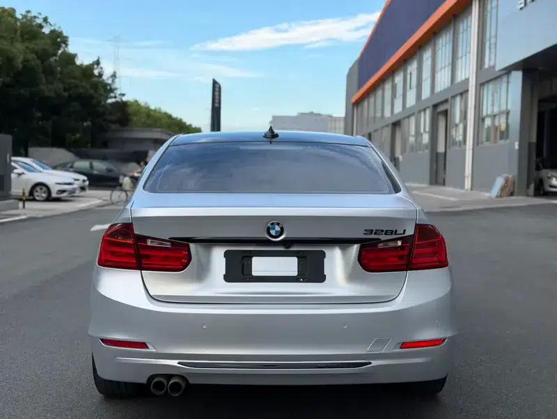 2015 BMW 3 Series 328Li Fashion Edition — миниатюра 5