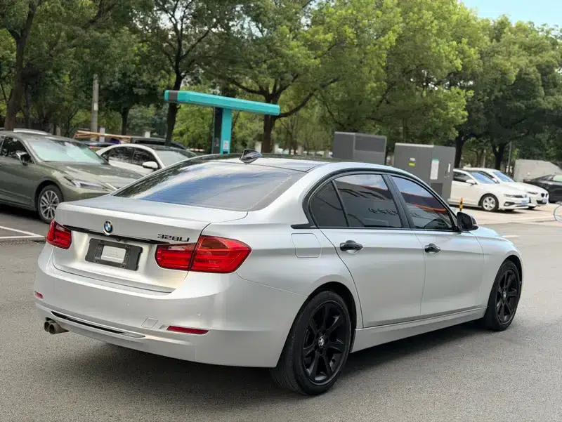 2015 BMW 3 Series 328Li Fashion Edition — миниатюра 6