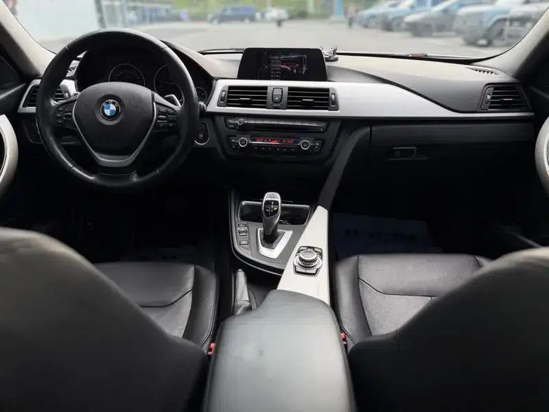 2015 BMW 3 Series 328Li Fashion Edition — миниатюра 7