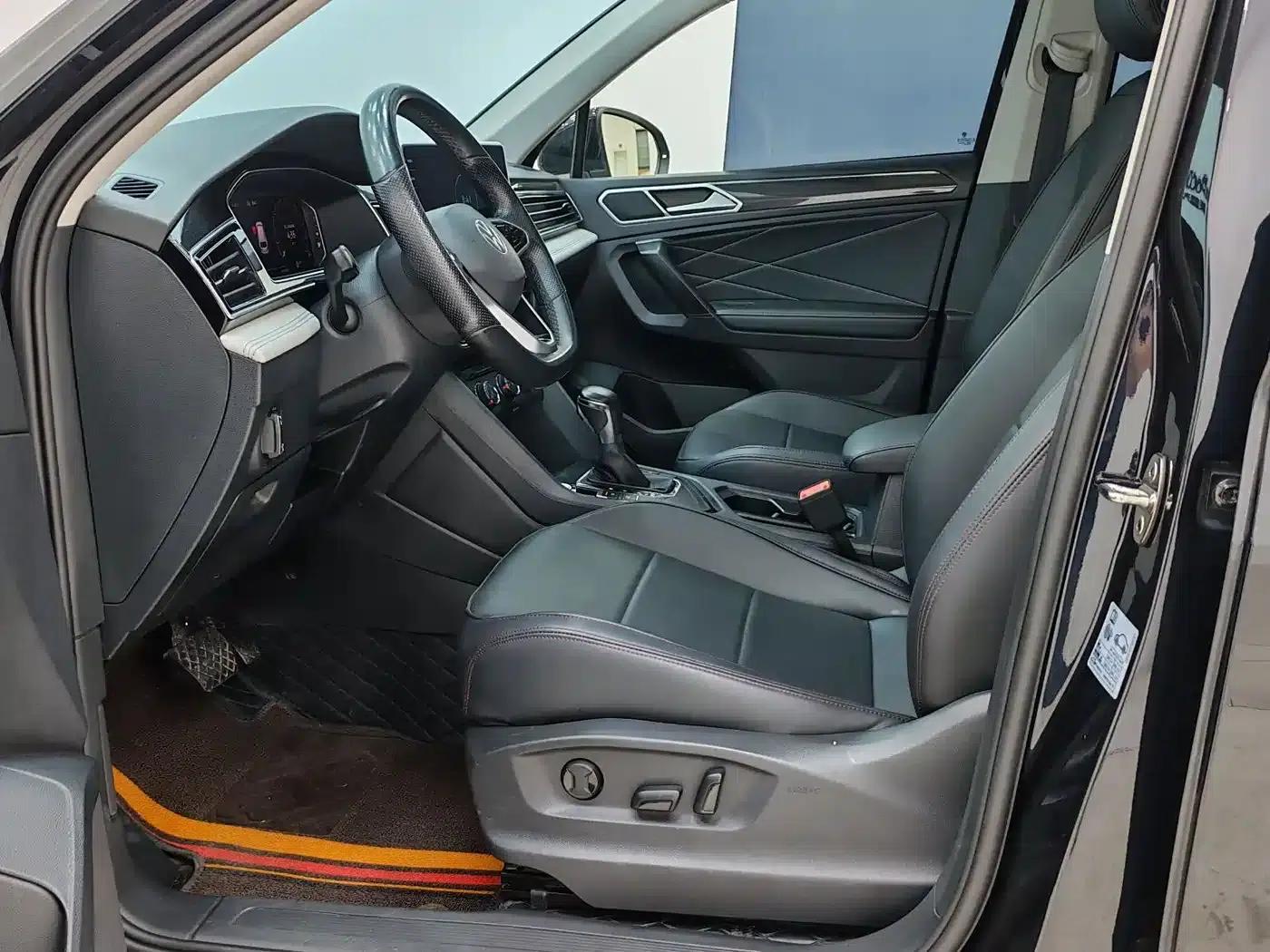 Tiguan L 2023 280TSI Automatic 2WD Trendy Limited Edition — миниатюра 7
