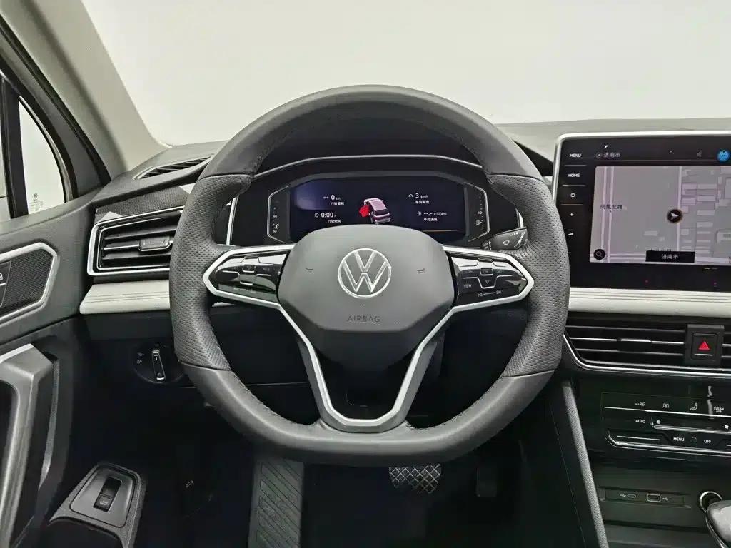 Tiguan L 2023 330TSI Automatic 2WD Smart Edition — миниатюра 11