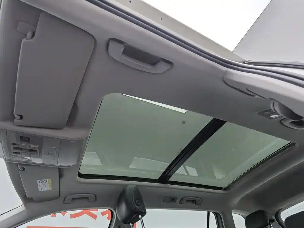 Tiguan L 2023 330TSI Automatic 2WD Smart Edition — миниатюра 14