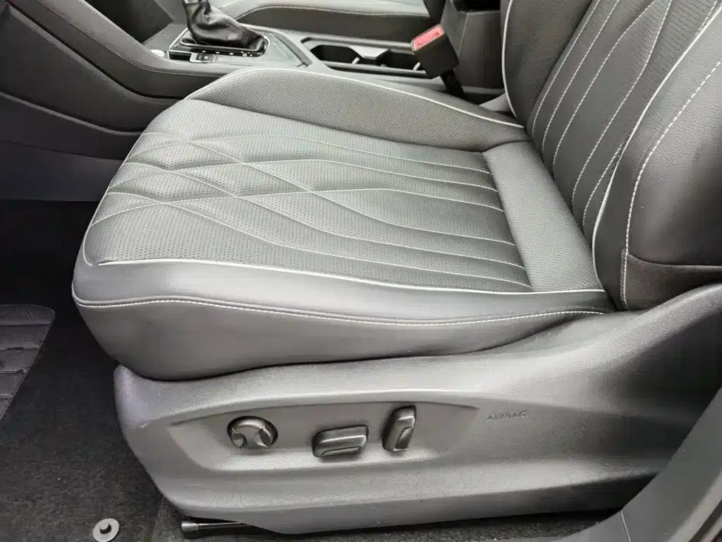 Tiguan L 2023 330TSI Automatic 2WD Smart Edition — миниатюра 20