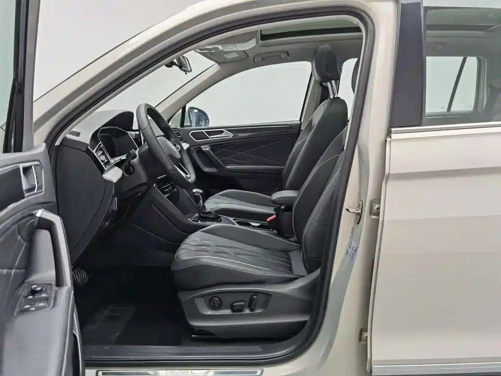 Tiguan L 2023 330TSI Automatic 2WD Smart Edition — миниатюра 10