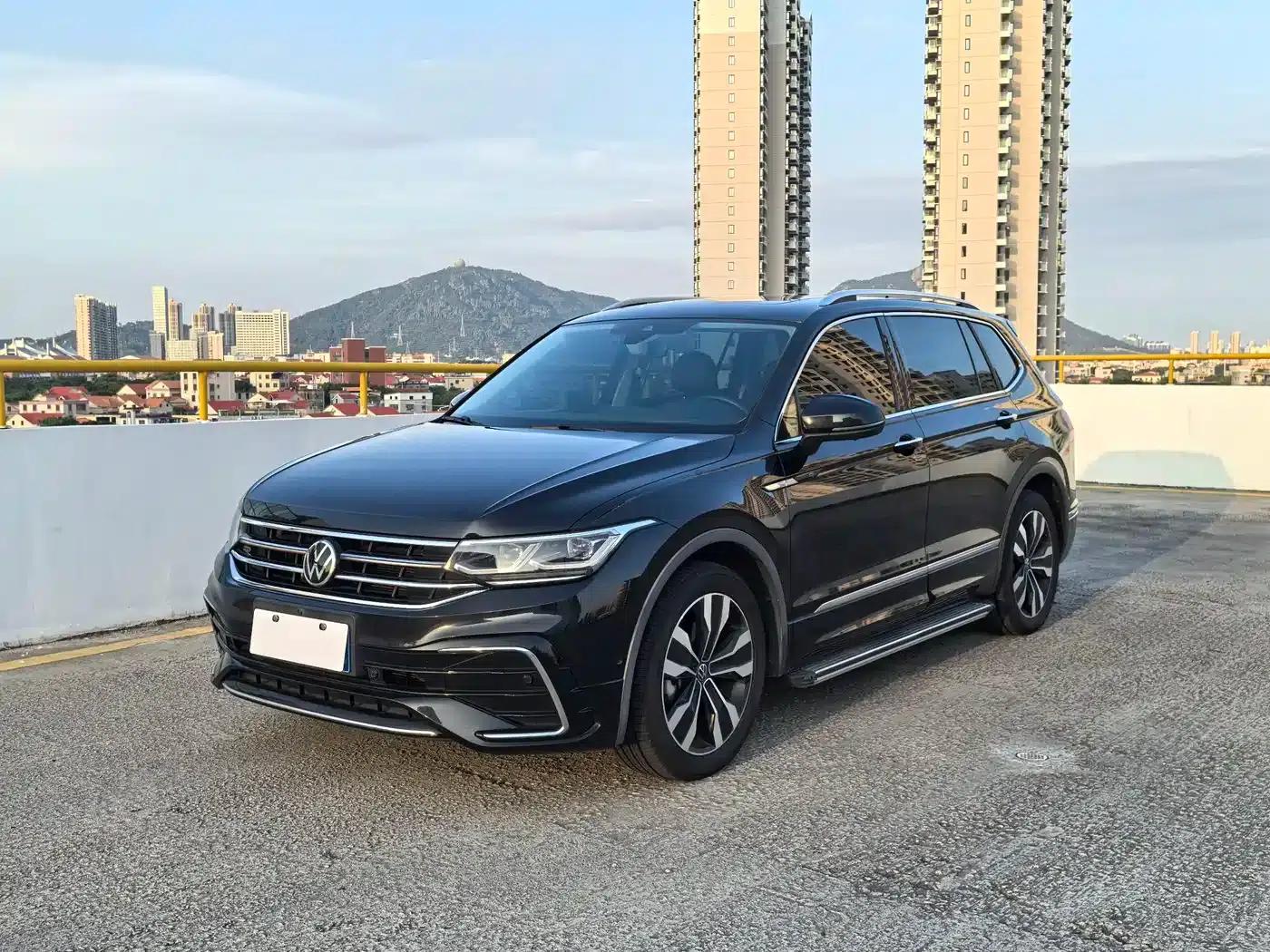 Tiguan L 2023 380TSI Automatic 4WD R-Line Flagship Edition 7-Seater — миниатюра 1