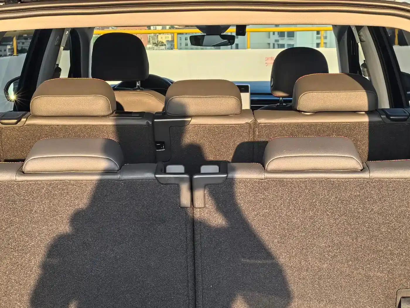 Tiguan L 2023 380TSI Automatic 4WD R-Line Flagship Edition 7-Seater — миниатюра 11