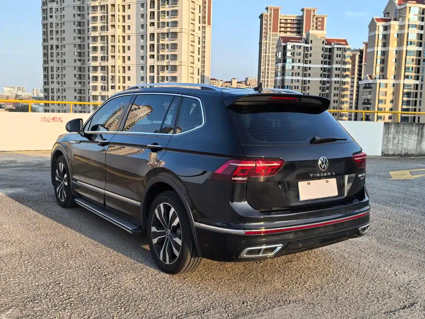 Tiguan L 2023 380TSI Automatic 4WD R-Line Flagship Edition 7-Seater — миниатюра 16