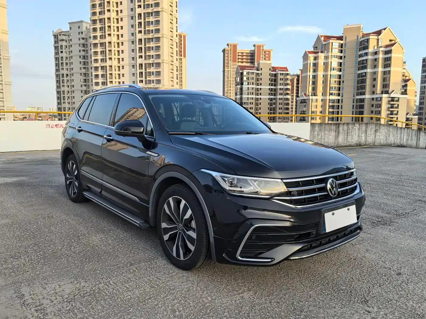 Tiguan L 2023 380TSI Automatic 4WD R-Line Flagship Edition 7-Seater — миниатюра 3