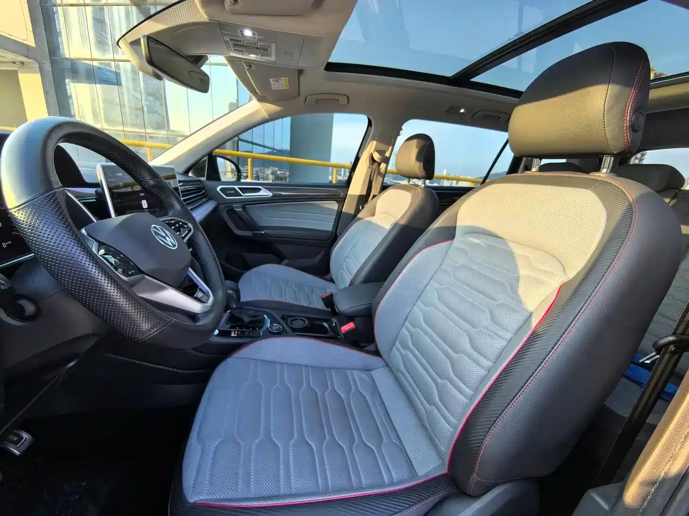Tiguan L 2023 380TSI Automatic 4WD R-Line Flagship Edition 7-Seater — миниатюра 8