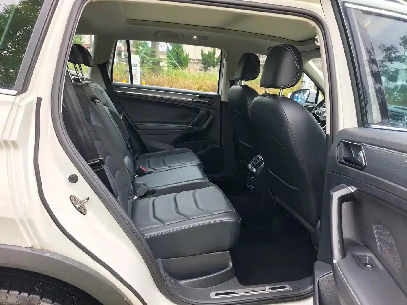 Tiguan L 2021 330TSI Automatic 2WD R-Line Premium Edition — миниатюра 12