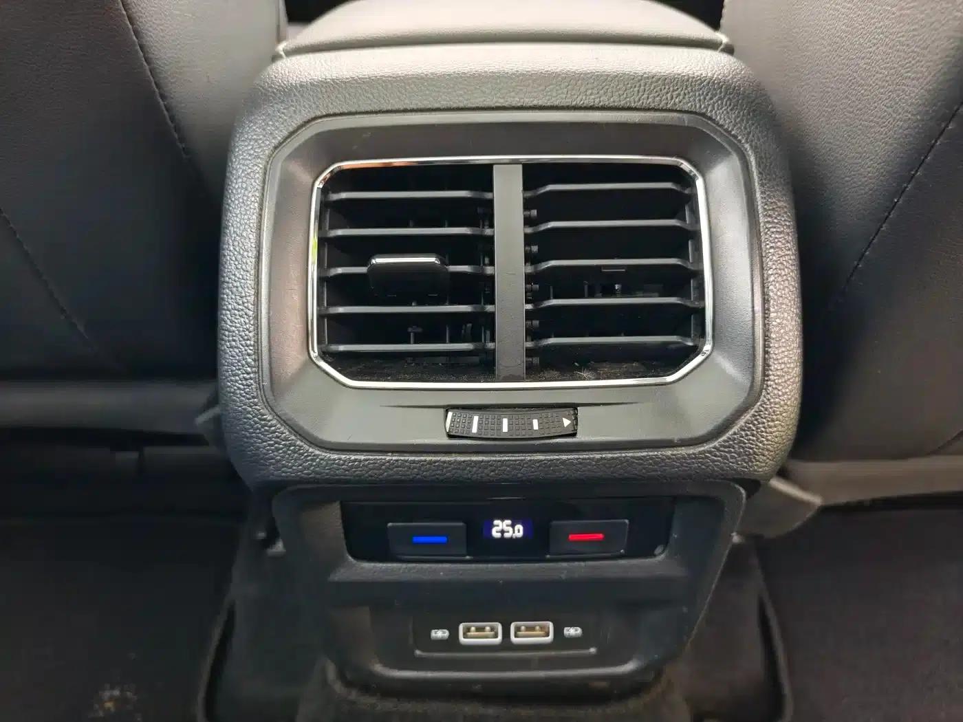 Tiguan L 2021 330TSI Automatic 2WD R-Line Premium Edition — миниатюра 17