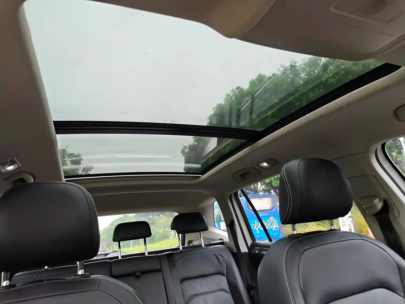 Tiguan L 2021 330TSI Automatic 2WD R-Line Premium Edition — миниатюра 18