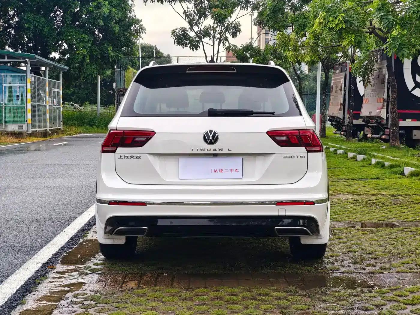 Tiguan L 2021 330TSI Automatic 2WD R-Line Premium Edition — миниатюра 6