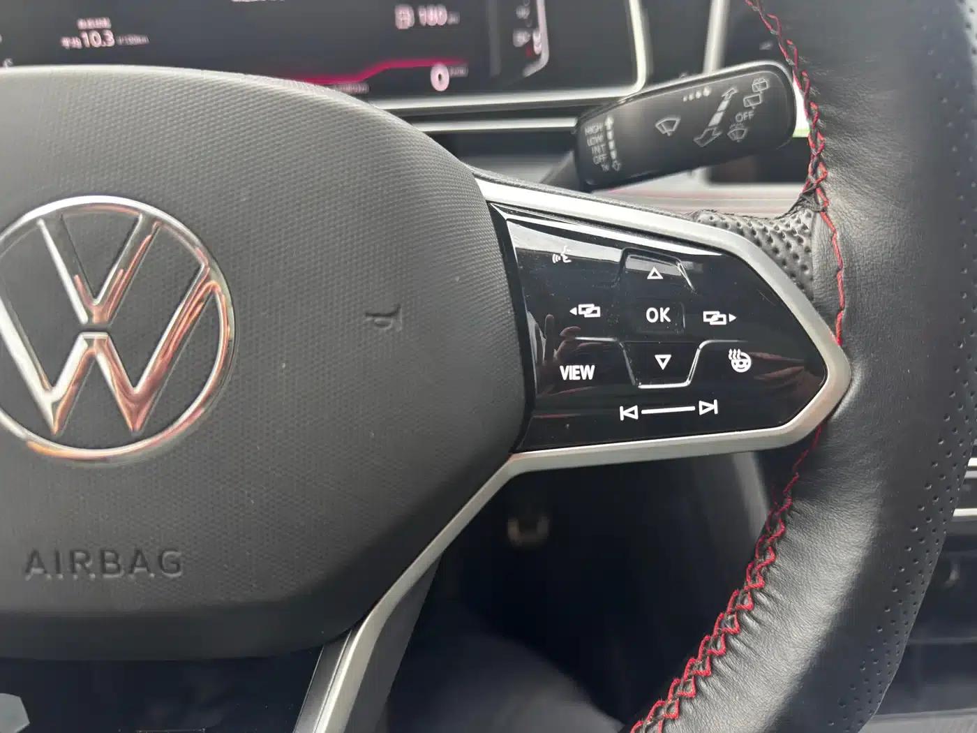 Tiguan L 2023 330TSI Automatic 2WD R-Line Flagship Edition — миниатюра 14
