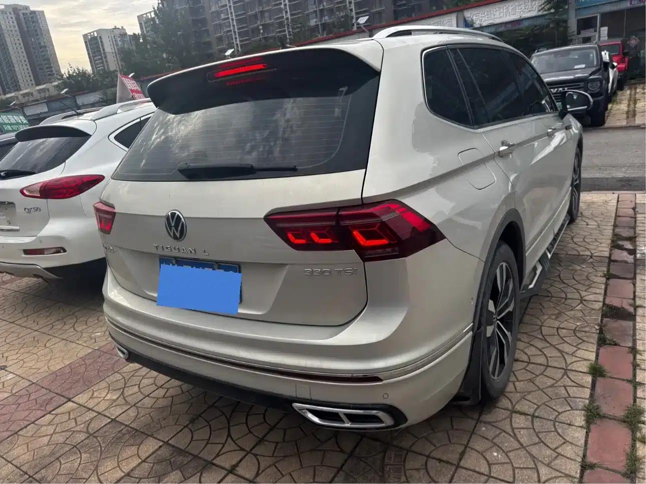 Tiguan L 2023 330TSI Automatic 2WD R-Line Flagship Edition — миниатюра 18
