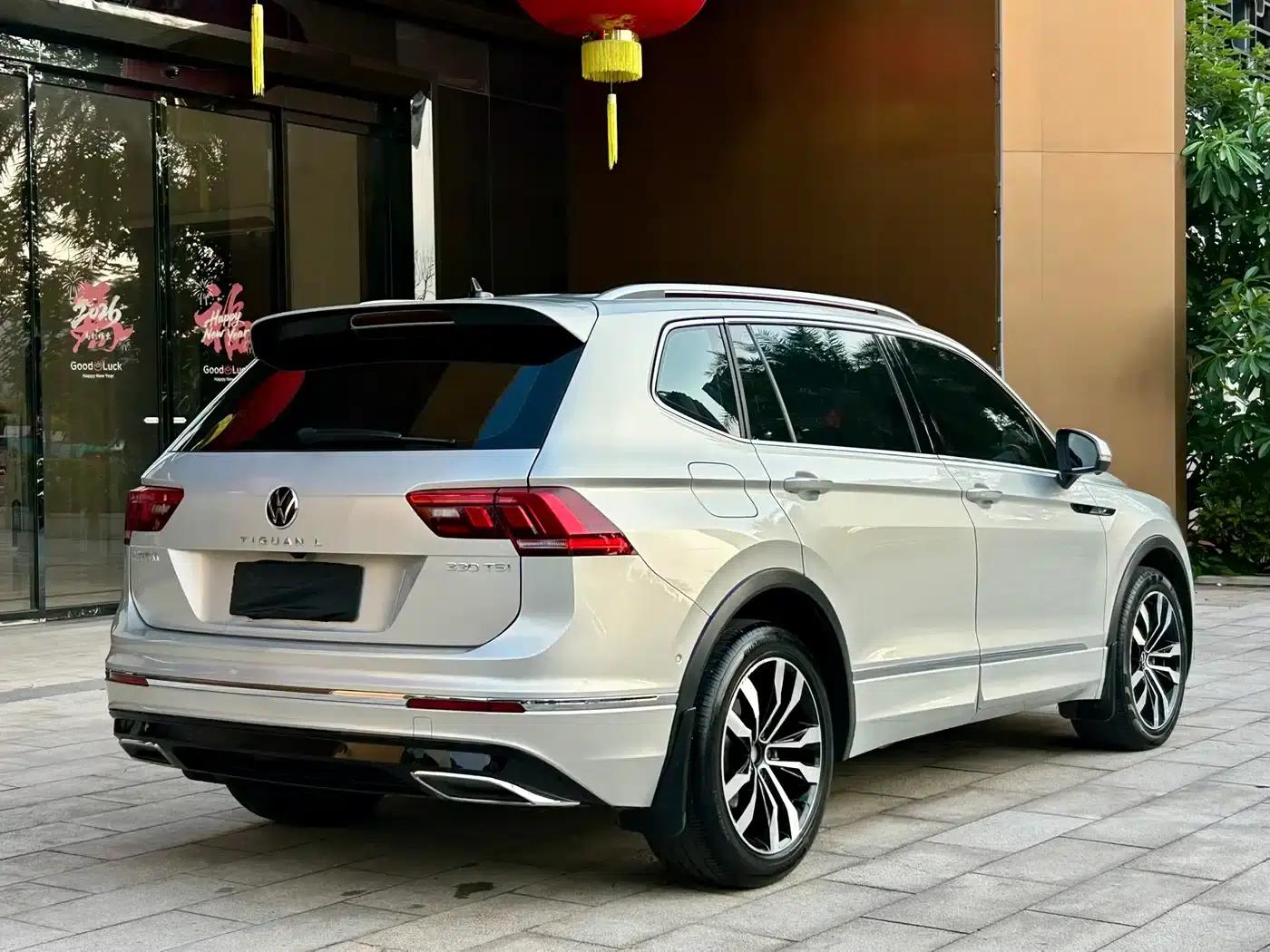 Tiguan L 2021 330TSI Automatic 2WD R-Line Premium Edition — миниатюра 5