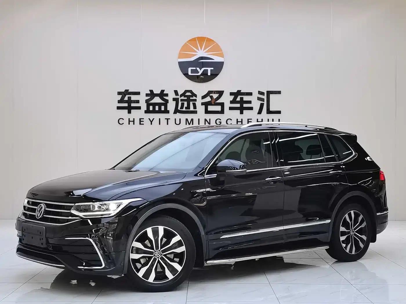 Tiguan L 2022 330TSI Automatic 2WD R-Line Premium Edition — миниатюра 1
