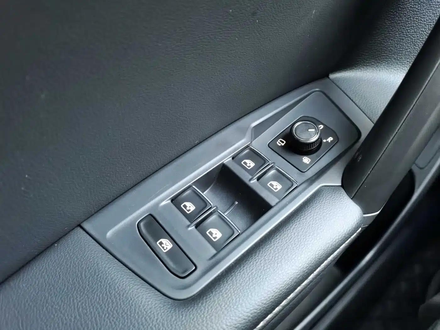 Tiguan L 2019 380TSI Automatic 4WD Smart Luxury Edition (China VI Emission Standard) — миниатюра 17
