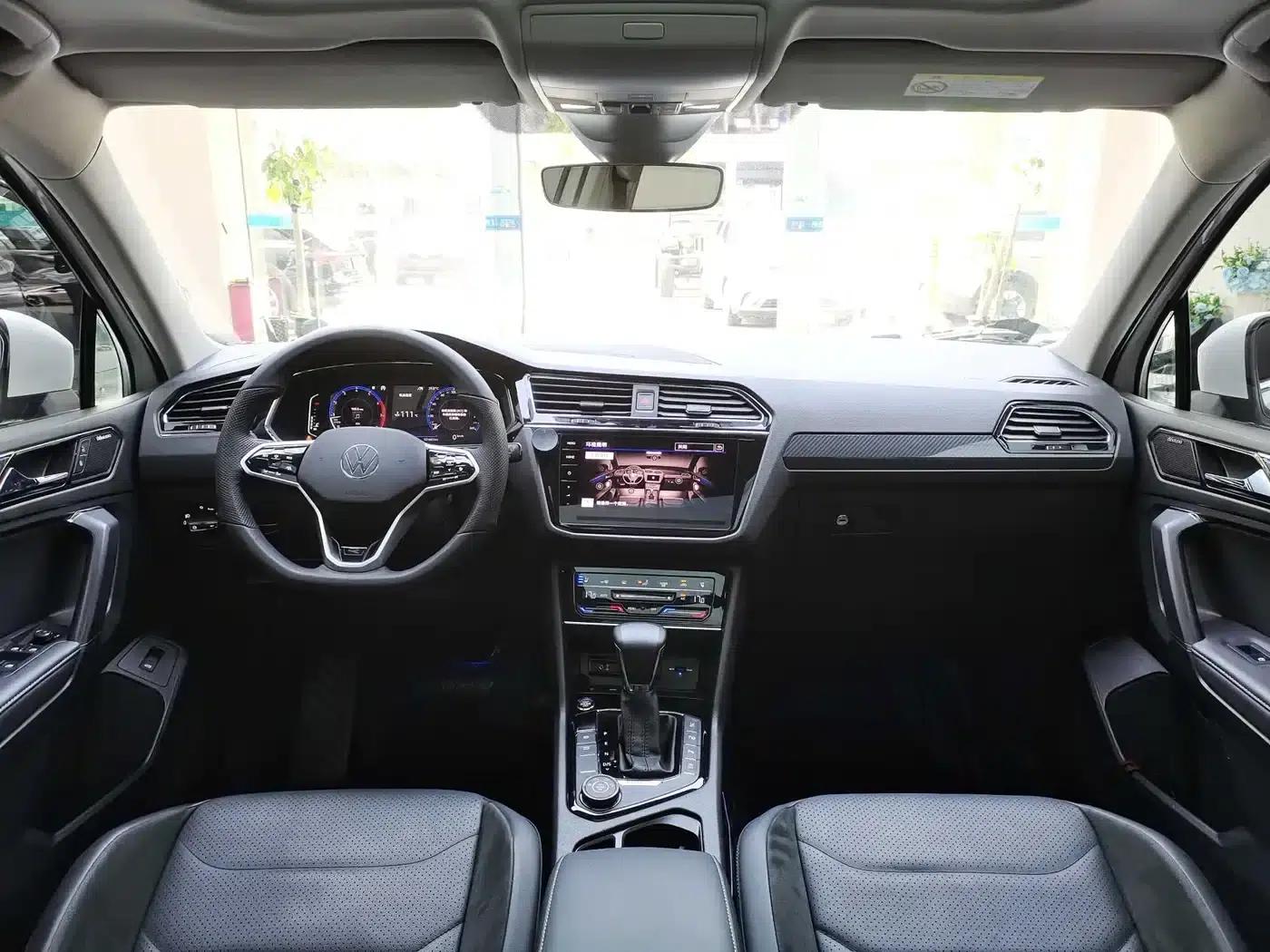 Tiguan L 2019 380TSI Automatic 4WD Smart Luxury Edition (China VI Emission Standard) — миниатюра 9