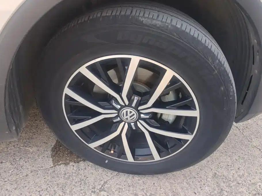 Tiguan L 2018 280TSI Automatic 2WD Comfort Edition — миниатюра 6