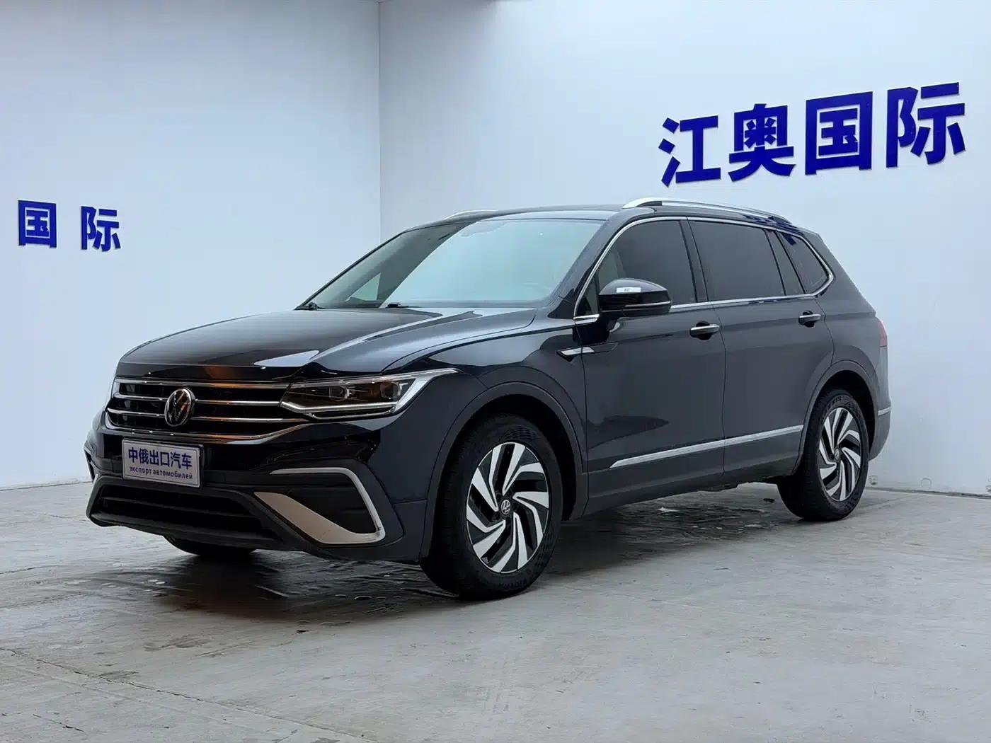 Tiguan L 2023 280TSI Automatic 2WD Trendy Limited Edition — миниатюра 1