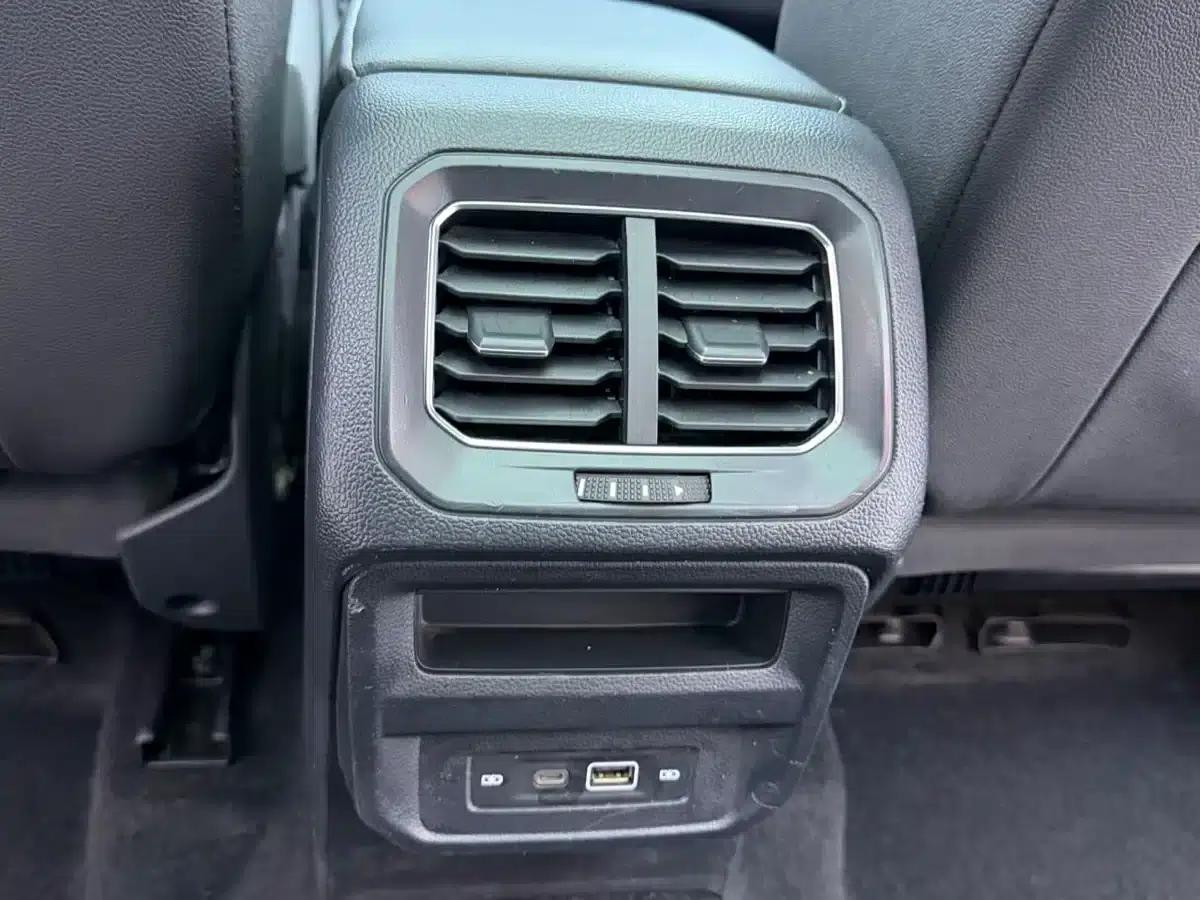 Tiguan L 2023 280TSI Automatic 2WD Trendy Limited Edition — миниатюра 13