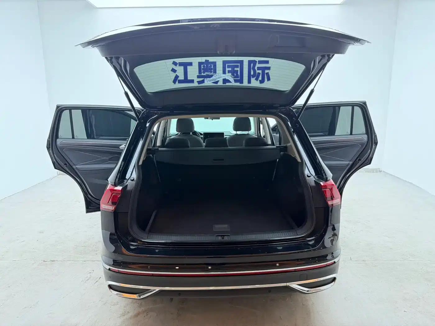 Tiguan L 2023 280TSI Automatic 2WD Trendy Limited Edition — миниатюра 20